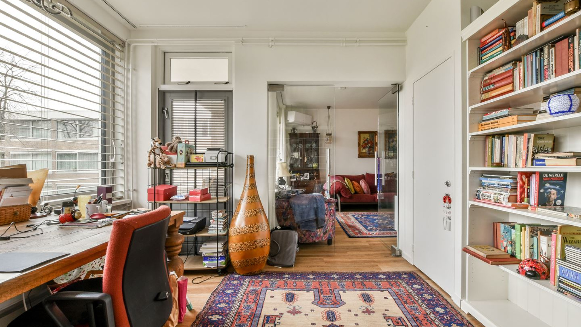 TV presentatrice Loretta Schrijver zet haar appartement in Amsterdam met meubels en al te koop. Zie foto's 6