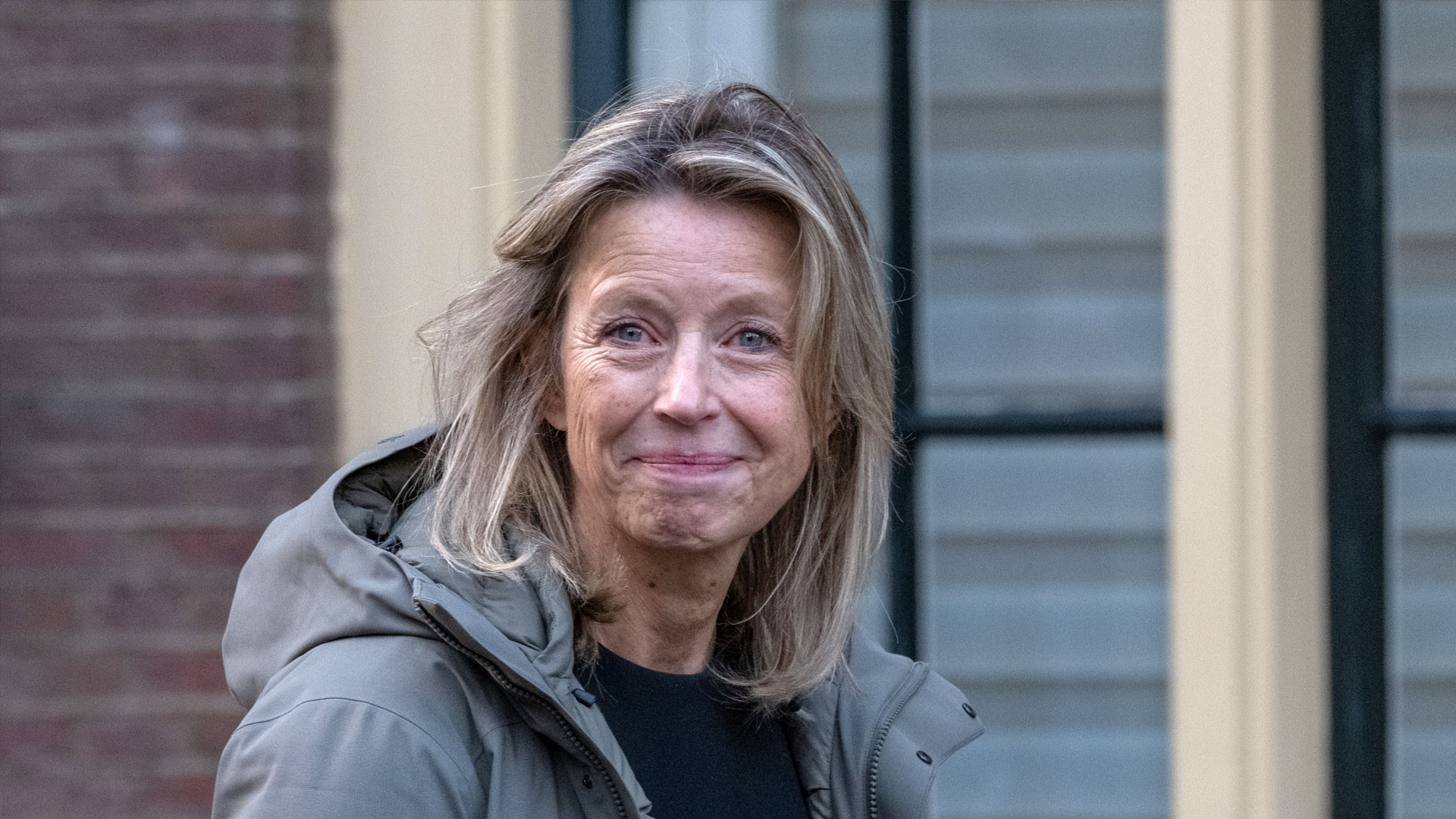Ex minister van Defensie Kasja Ollongren koopt samen met haar vrouw prachtige watersportvilla. Zie foto's 1