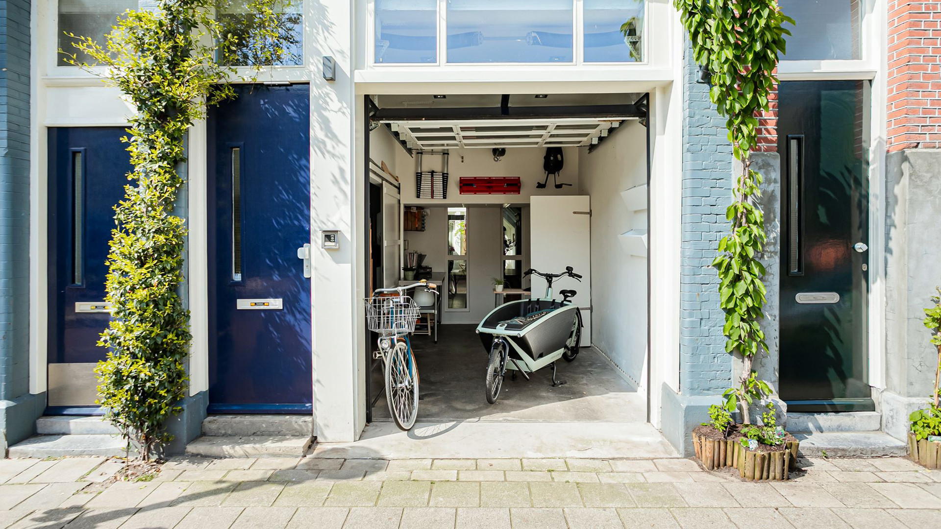 Actrice Jennifer Hoffman verkoopt haar Amsterdamse appartement tegen deze droomprijs. Zie foto's 27