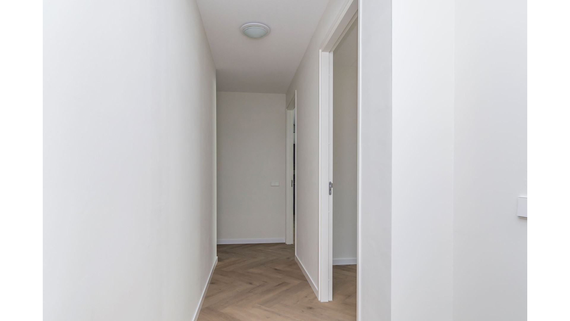 Zet Samantha Steenwijk haar droomappartement in Kijkduin wegens huwelijkscrisis te huur? Zie foto's 20
