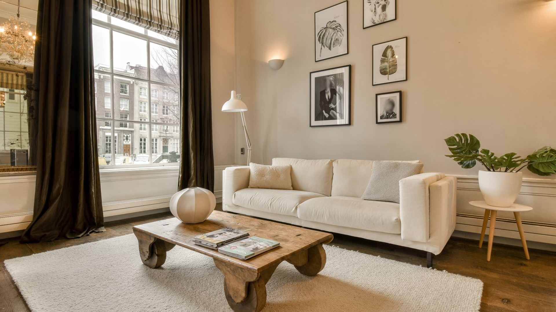Marc Overmars verkoopt zijn luxe grachtenappartement in Amsterdam zwaar onder de vraagprijs. Zie foto's 4