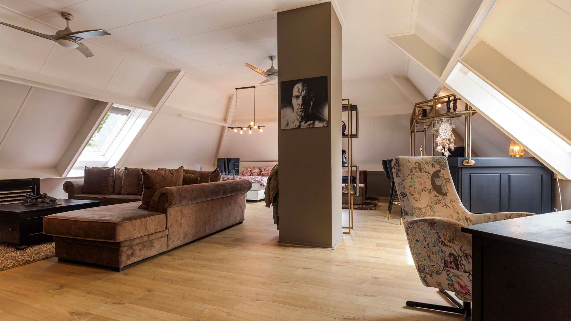 VERKOCHT: Andy en Melisa verkopen hun landhuis tegen een verrassende verkooprijs. Zie foto's 22
