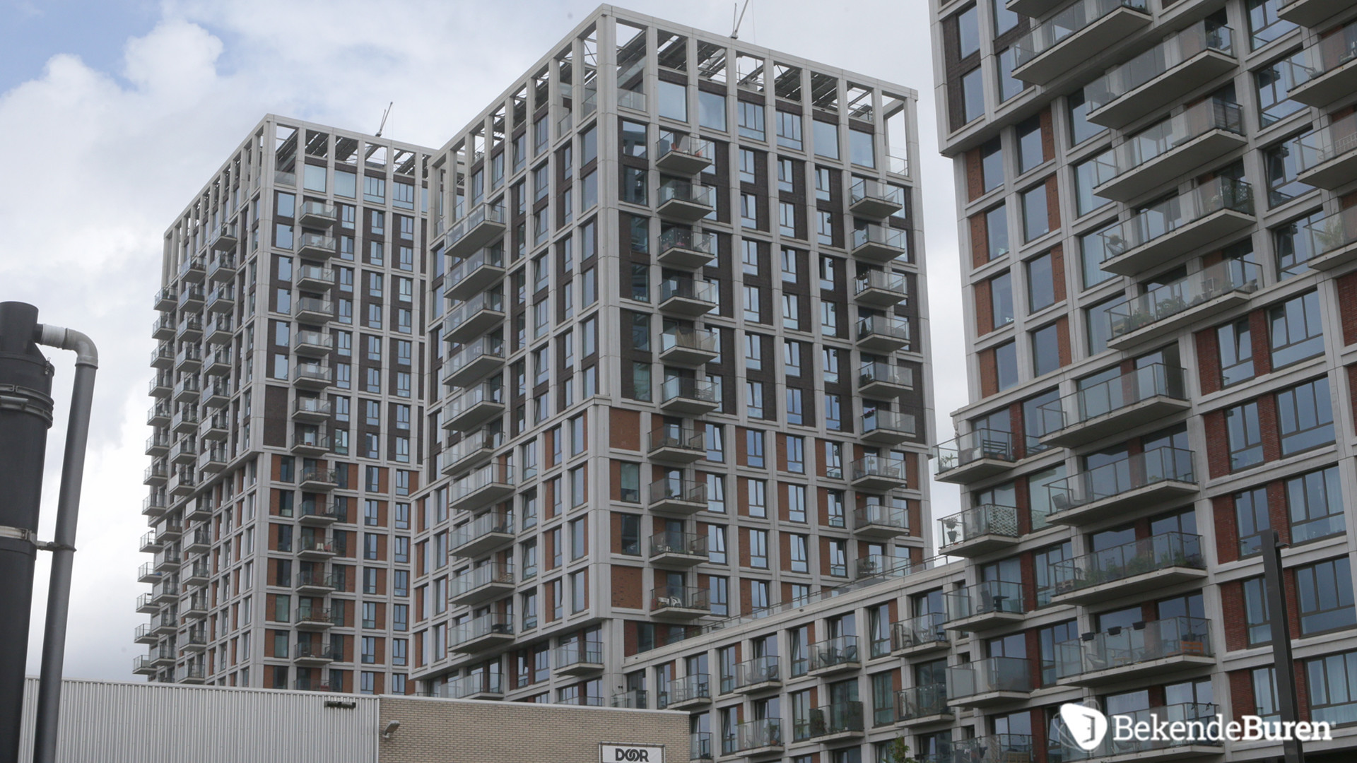 Koning Willem Alexander acteur Martijn Lakemeier kiest definitief voor Maxima en verlaat woning in Rotterdam. Zie foto's 4