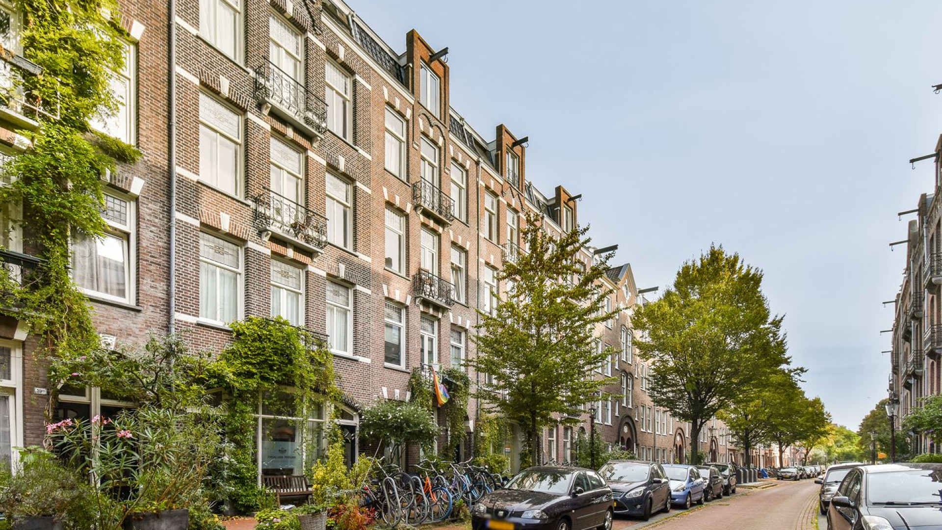 SBS aanwinst Malou Petter koopt dit leuke Amsterdamse appartement. Zie foto's 2