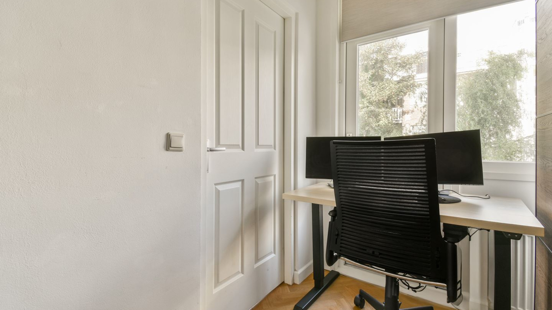 SBS aanwinst Malou Petter koopt dit leuke Amsterdamse appartement. Zie foto's 10
