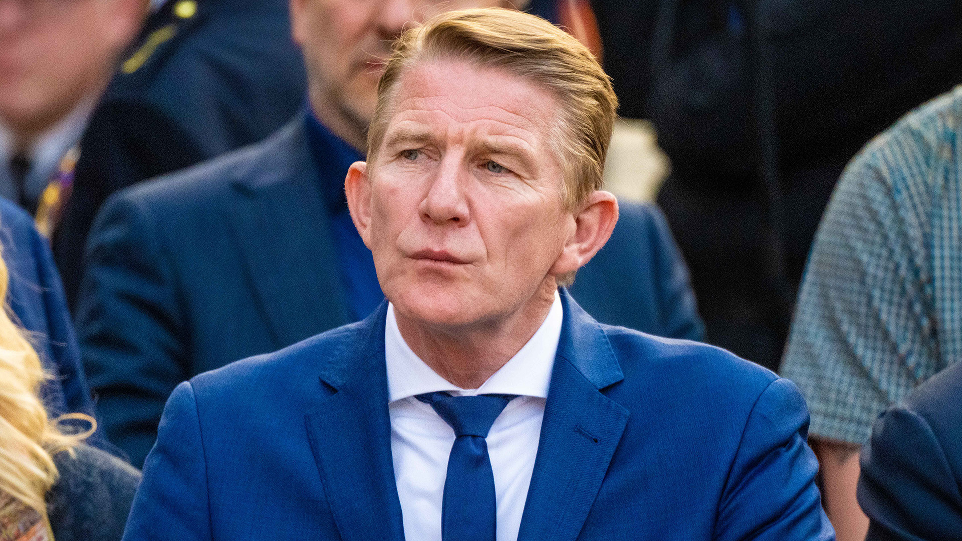 Voormalig Staatssecretaris en spindoctor Jack de Vries zet zijn vrijstaande Haagse villa te koop. Zie foto's 1