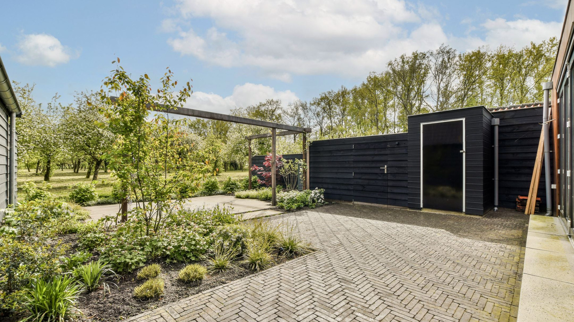 VERKOCHT: Minister Sophie Hermans heeft tonnen euro's winst gemaakt op de verkoop van haar woning. Zie foto's 23