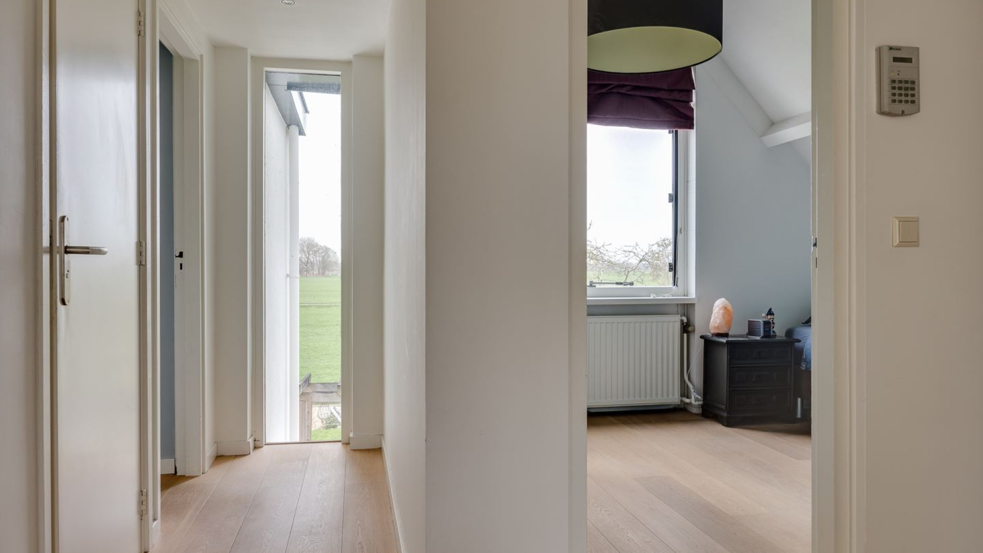 Kalvijn. ofwel Kelvin Boerma, en zijn vrouw Nina kopen deze prachtige vrijstaande woning in Loenen aan de Vecht. Zie foto's 9