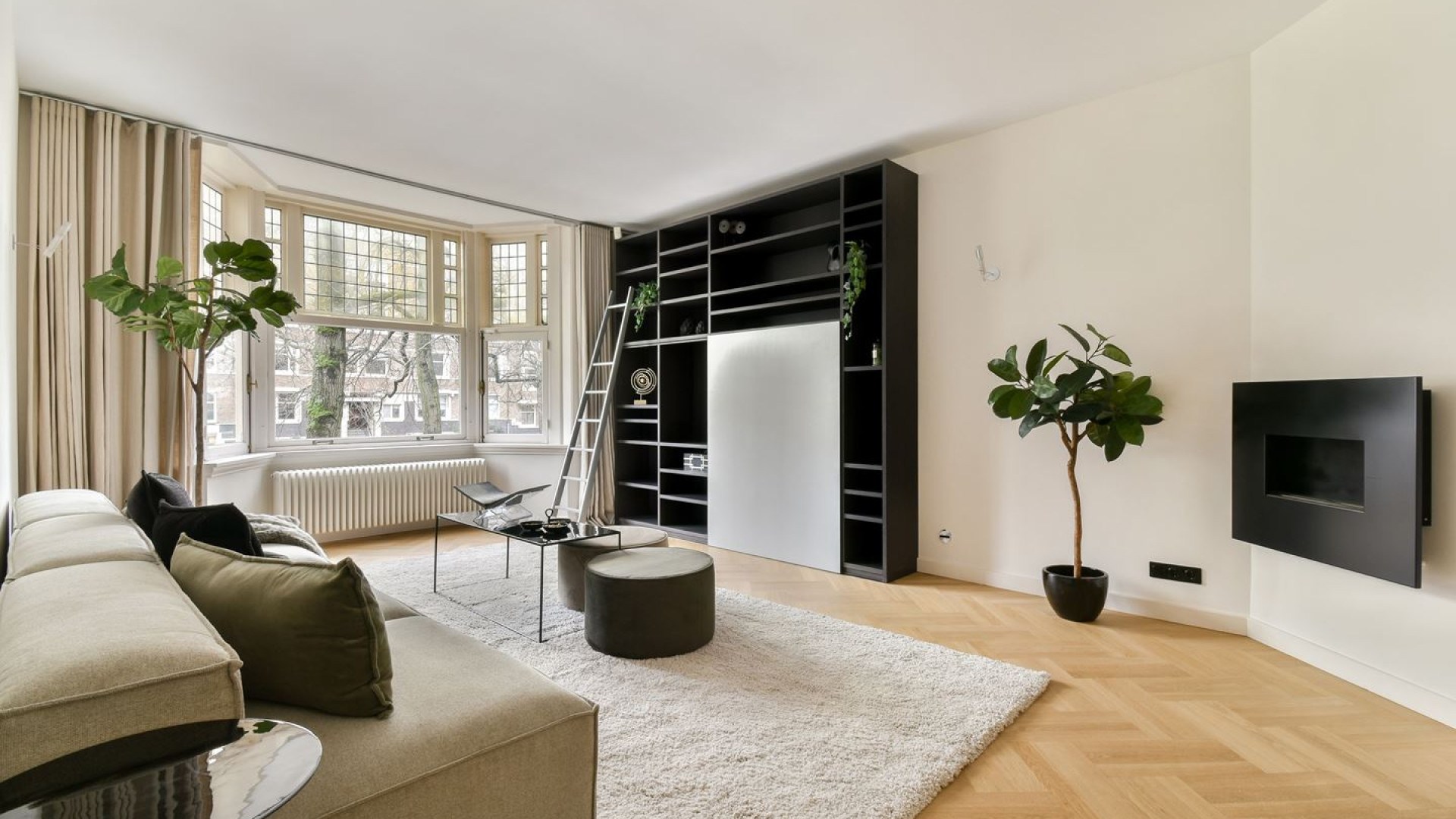 Acteur Huub Stapel en vriendin kopen voor zeer forse prijs dit luxe appartement in Amsterdam Zuid. Zie foto's 3