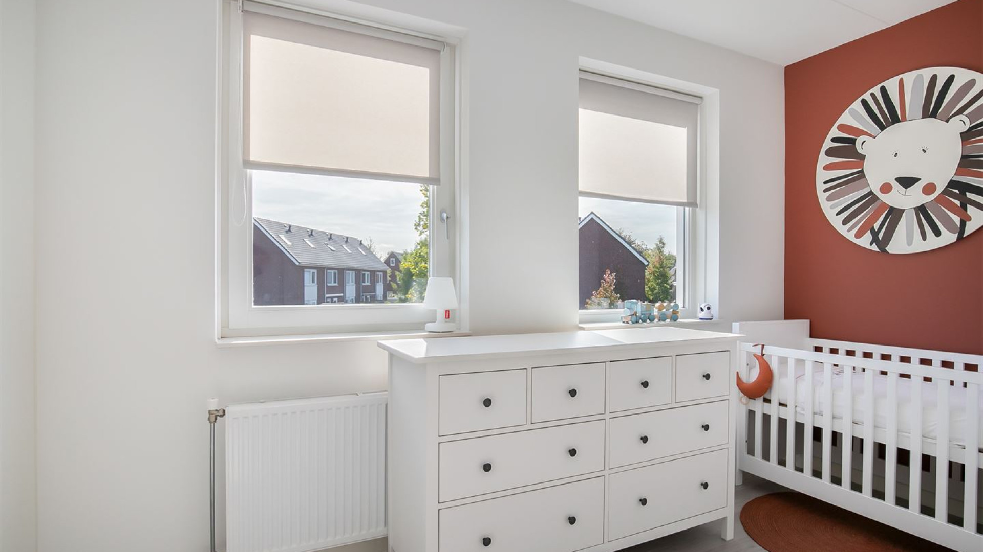 BINNENKIJKEN in de woning waar Gouden Medaille winnaar Harrie Lavreysen en zijn vriendin Noor wonen. Zie foto's 17