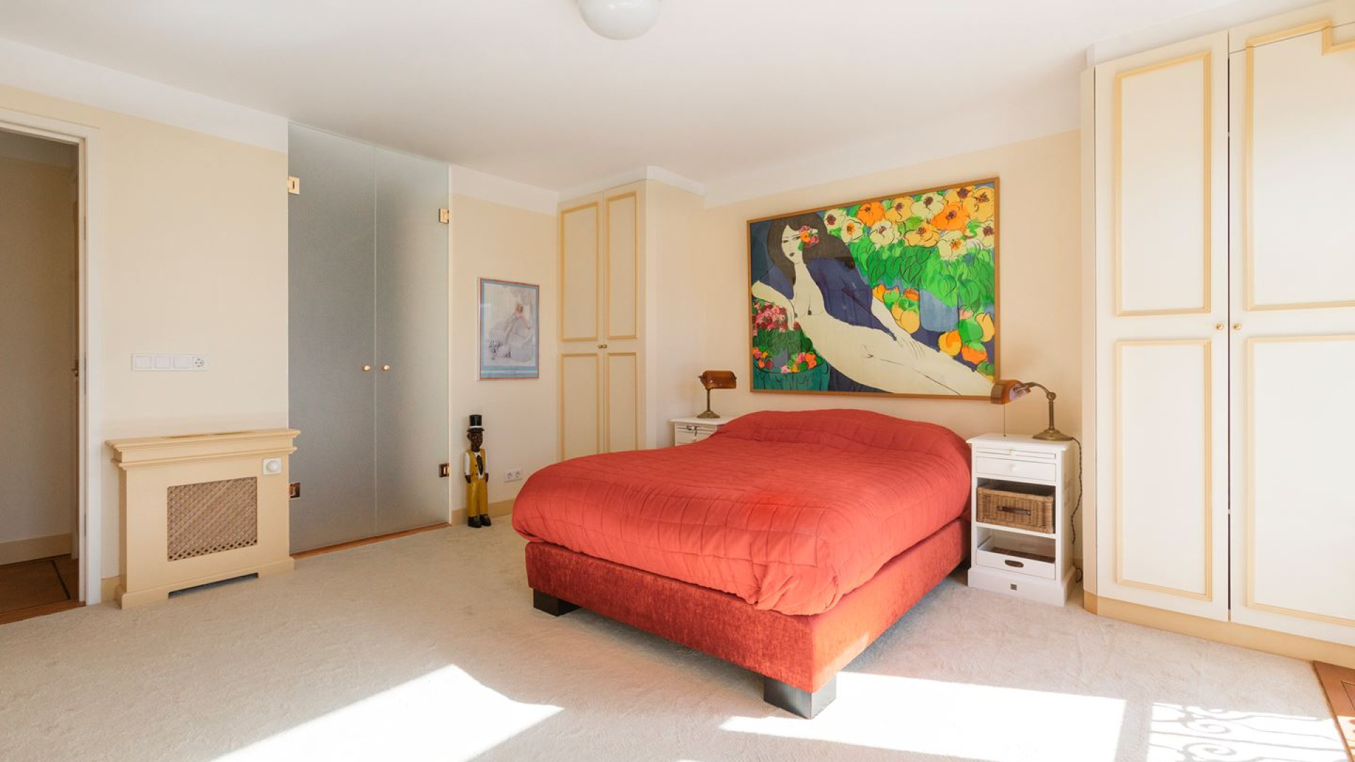 Filmproducent Rob Houwer zet zijn zeer luxe appartement in de PC Hooftstraat Amsterdam te koop. Zie foto's 12