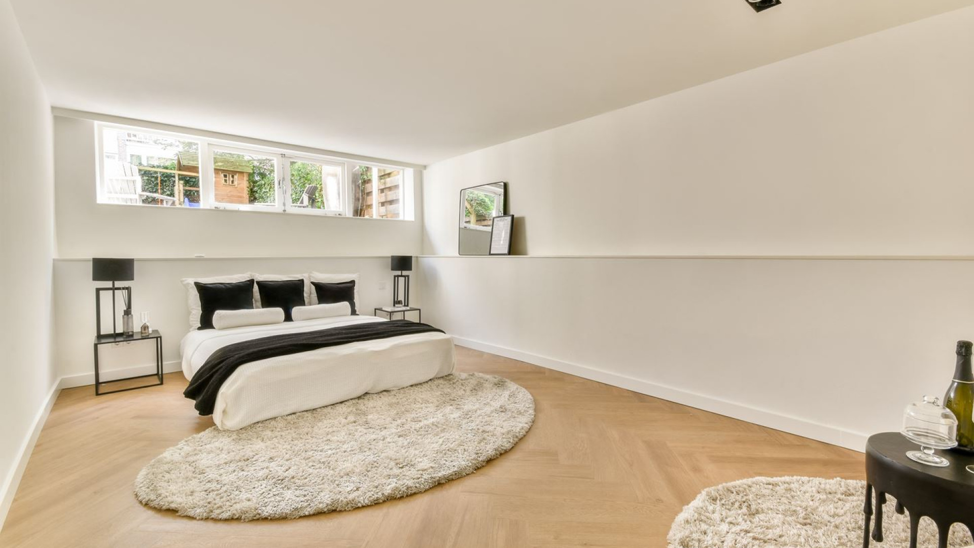 Doutzen Kroes zet haar luxe Amsterdamse woning te koop. Zie foto's 6