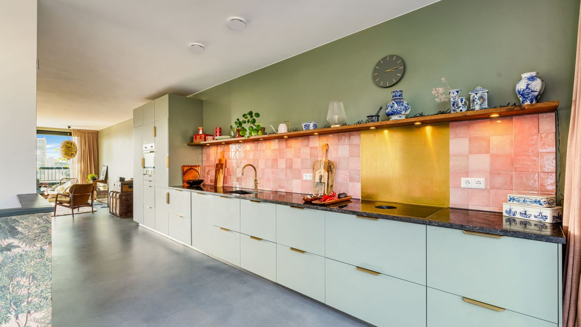 Gooische Vrouwen actrice zet haar Amsterdamse woning te koop. Zie foto 10