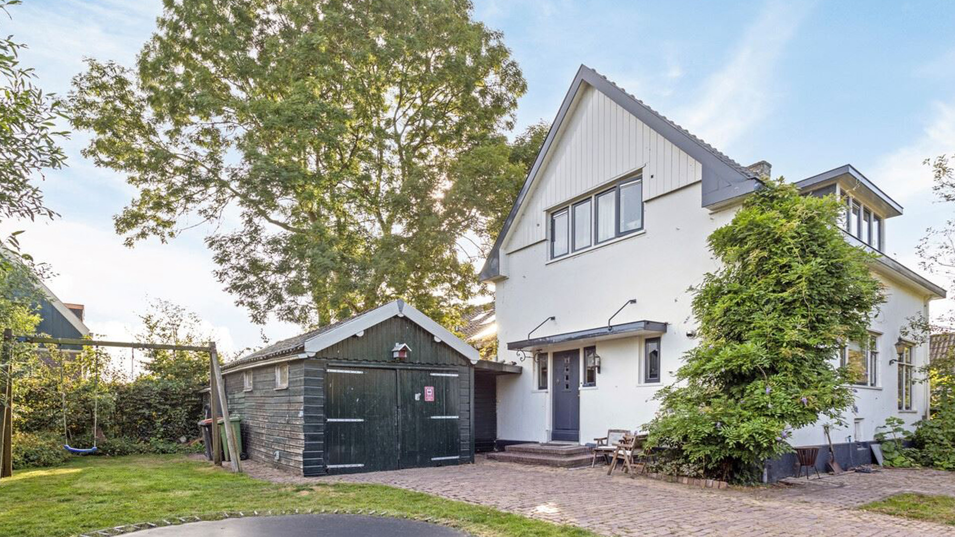 Binnenkijken in de woning die Thijs Romer gedwongen moet verlaten. Zie foto's 2