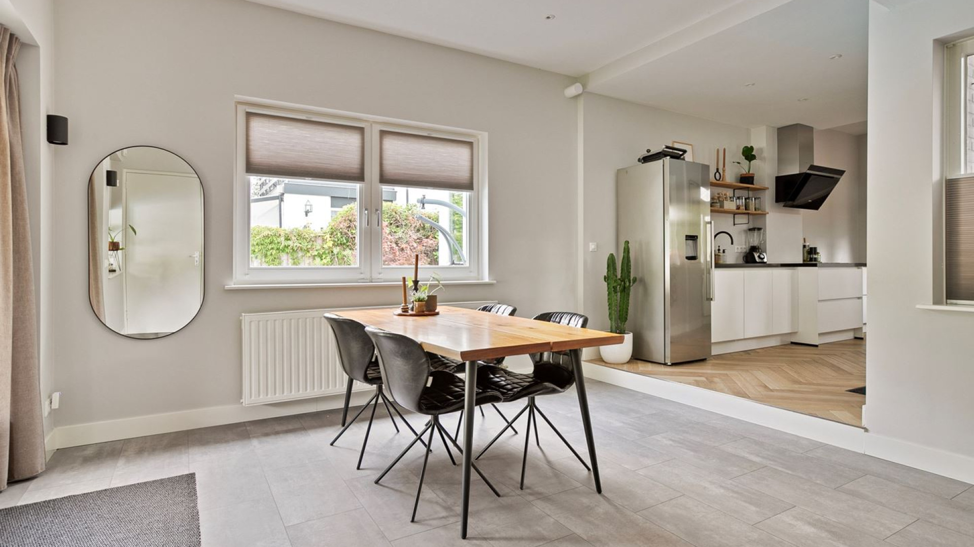 Eindelijk bod uitgebracht op villa met zwembad van YouTuber Milan Knol. Zie foto's 8