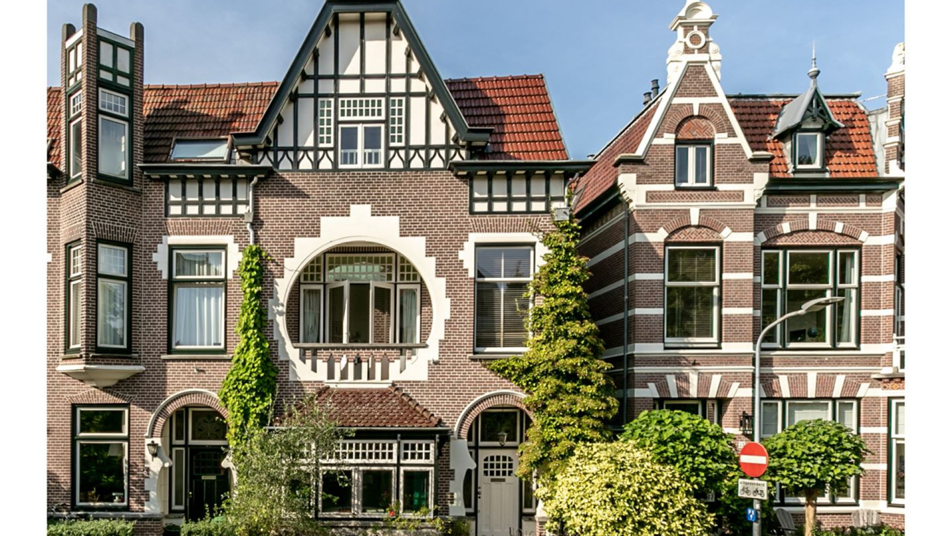 Daan Schuurmans zet zijn prachtige stadsvilla in Haarlem te koop. Zie foto's 2