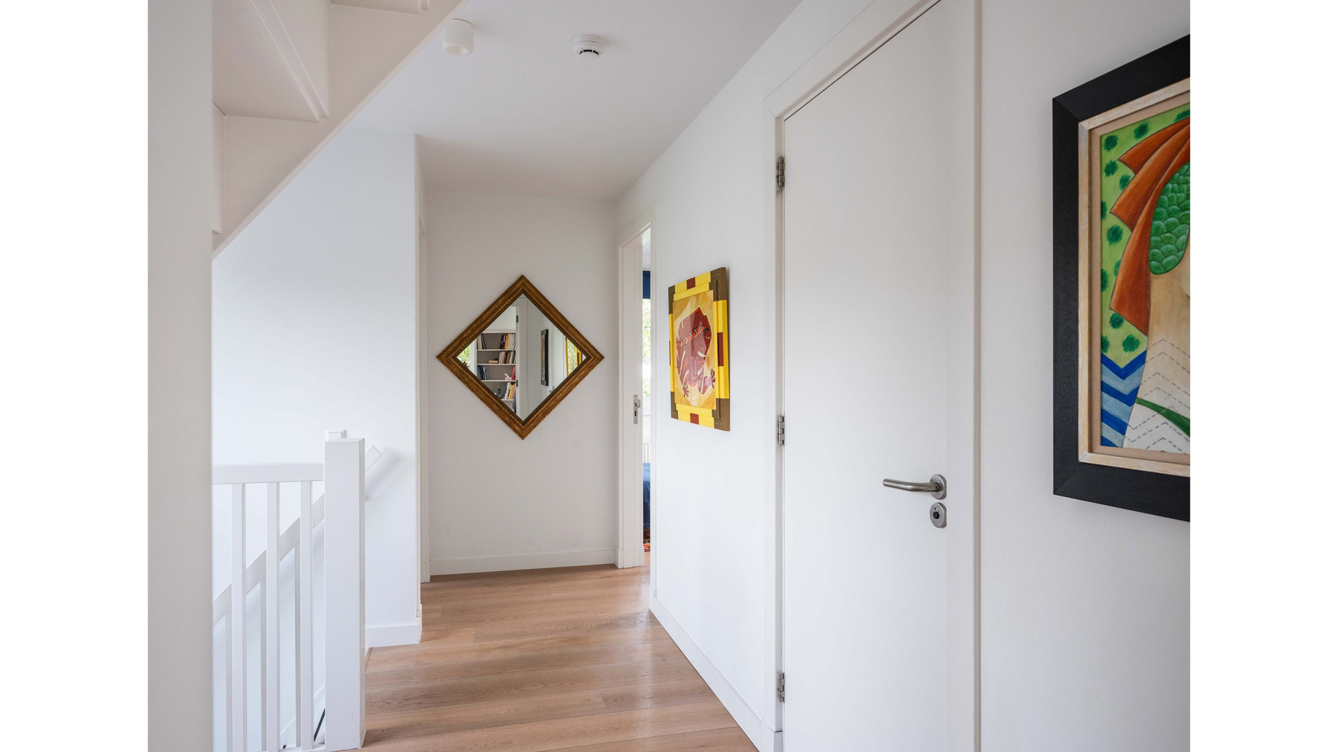 Roddelpraat presentator Jan Roos koopt deze woning in Bergen voor meer dan 1 miljoen euro. Zie foto's 29