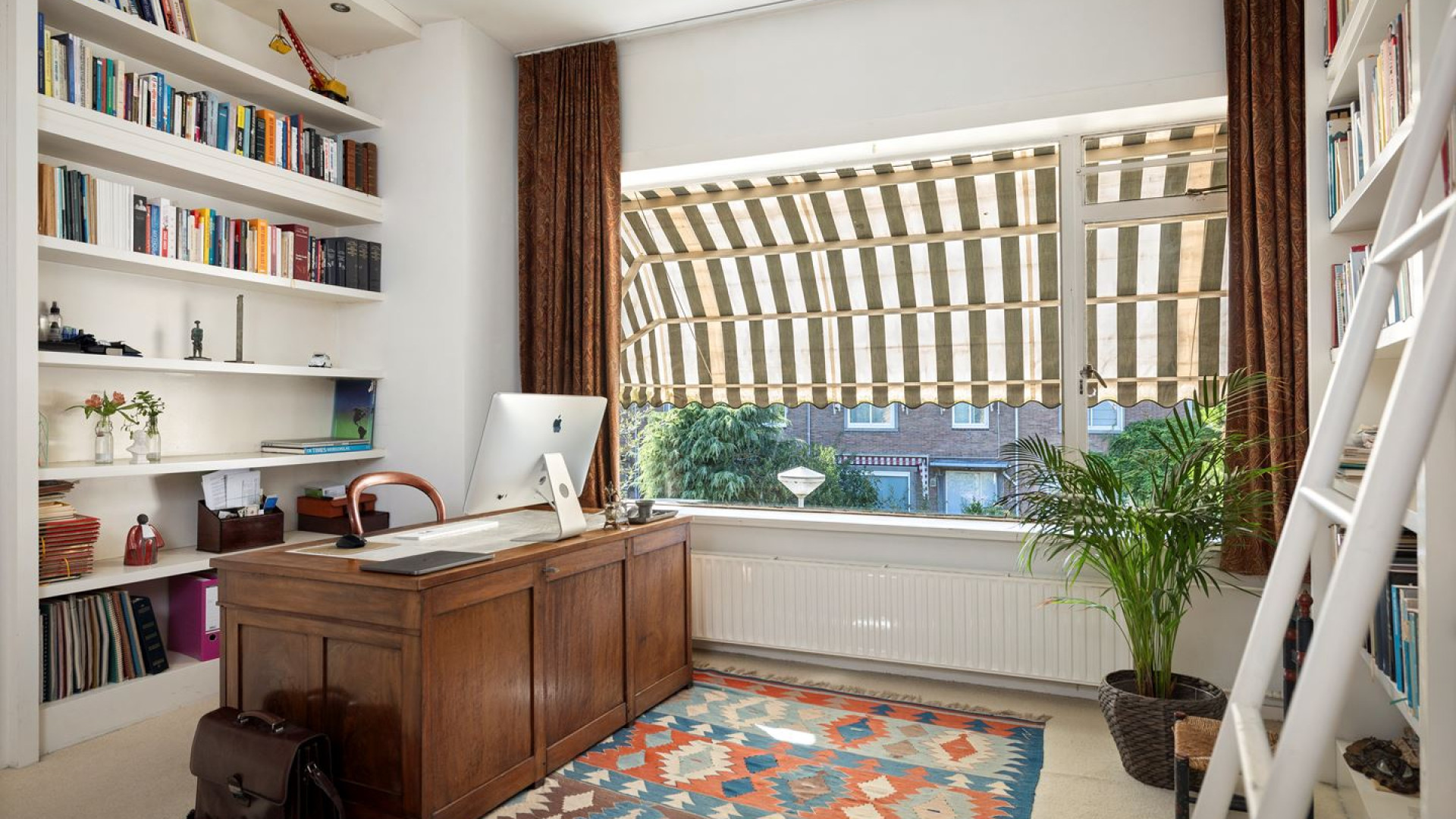 Miljoenen villa van Chazia Mourali n Amsterdam Zuid te koop. Zie foto's 15