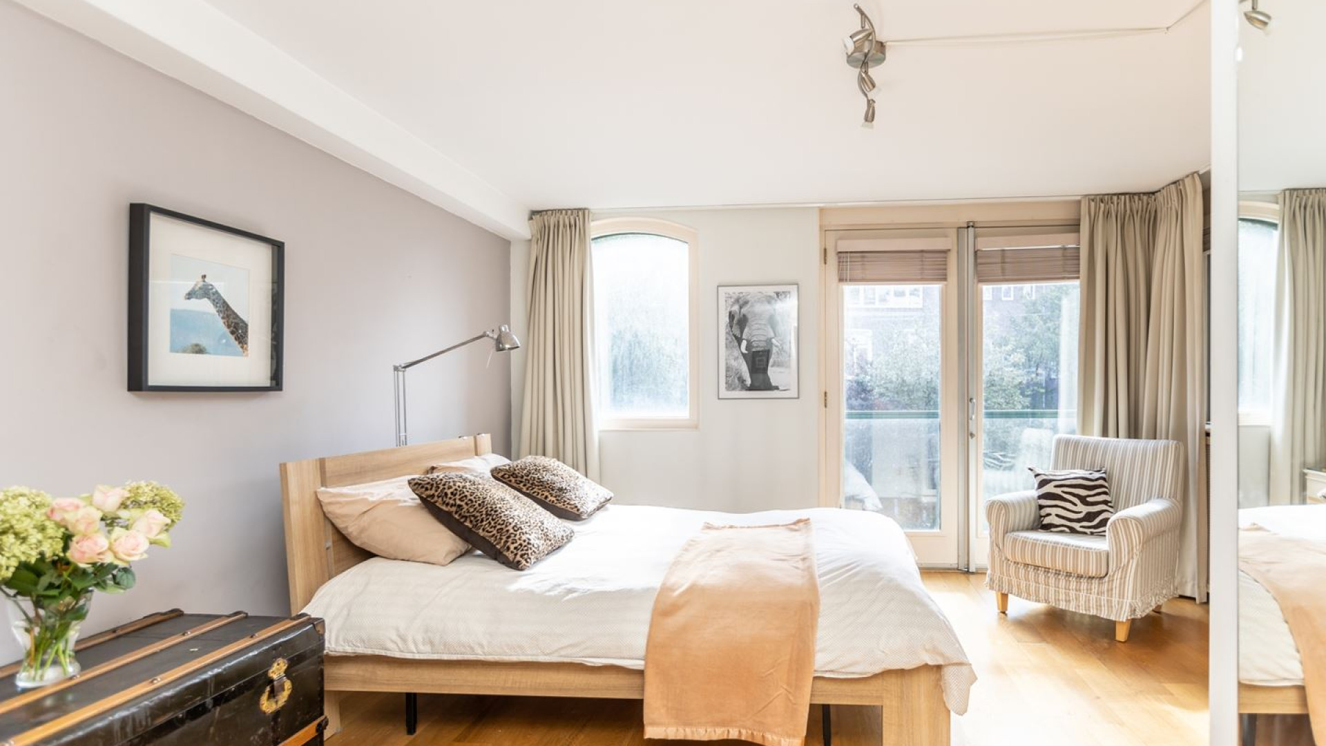Binnenkijken in schitterende luxe appartement aan de Maas van TV kok Herman den Blijker. Zie foto's 5