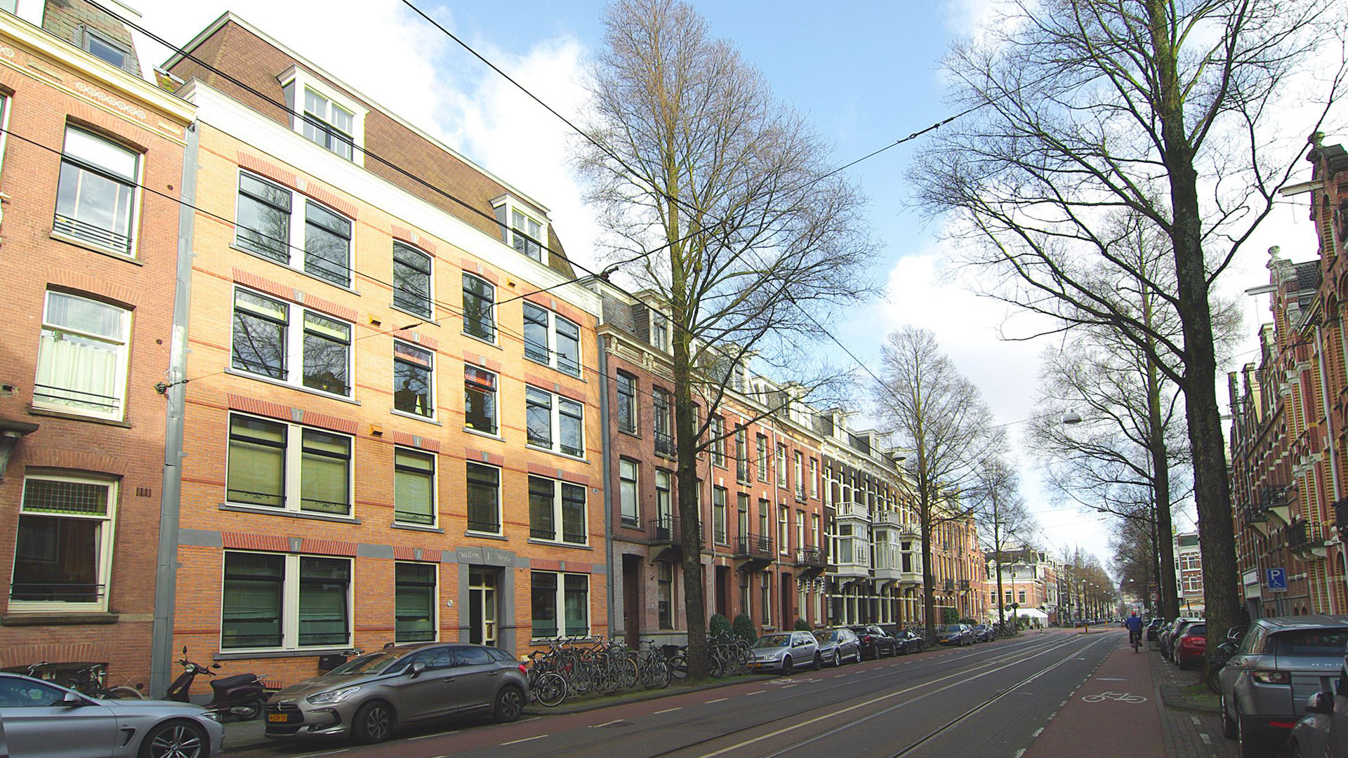 Ex topvoetballer Edgar Davids zet zijn penthouse in Amsterdam- Zuid te huur. Zie foto's 2