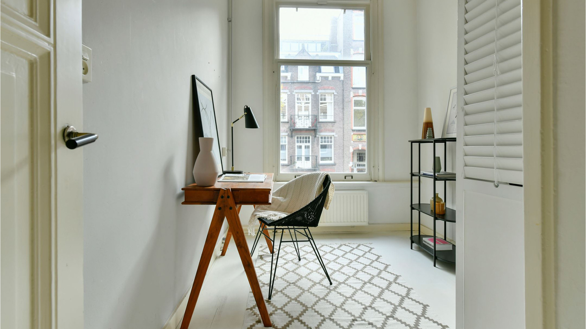 VERKOCHT:  Zoons van Ivo Niehe maken giga klapper met de verkoop van hun appartement. Zie foto's 8