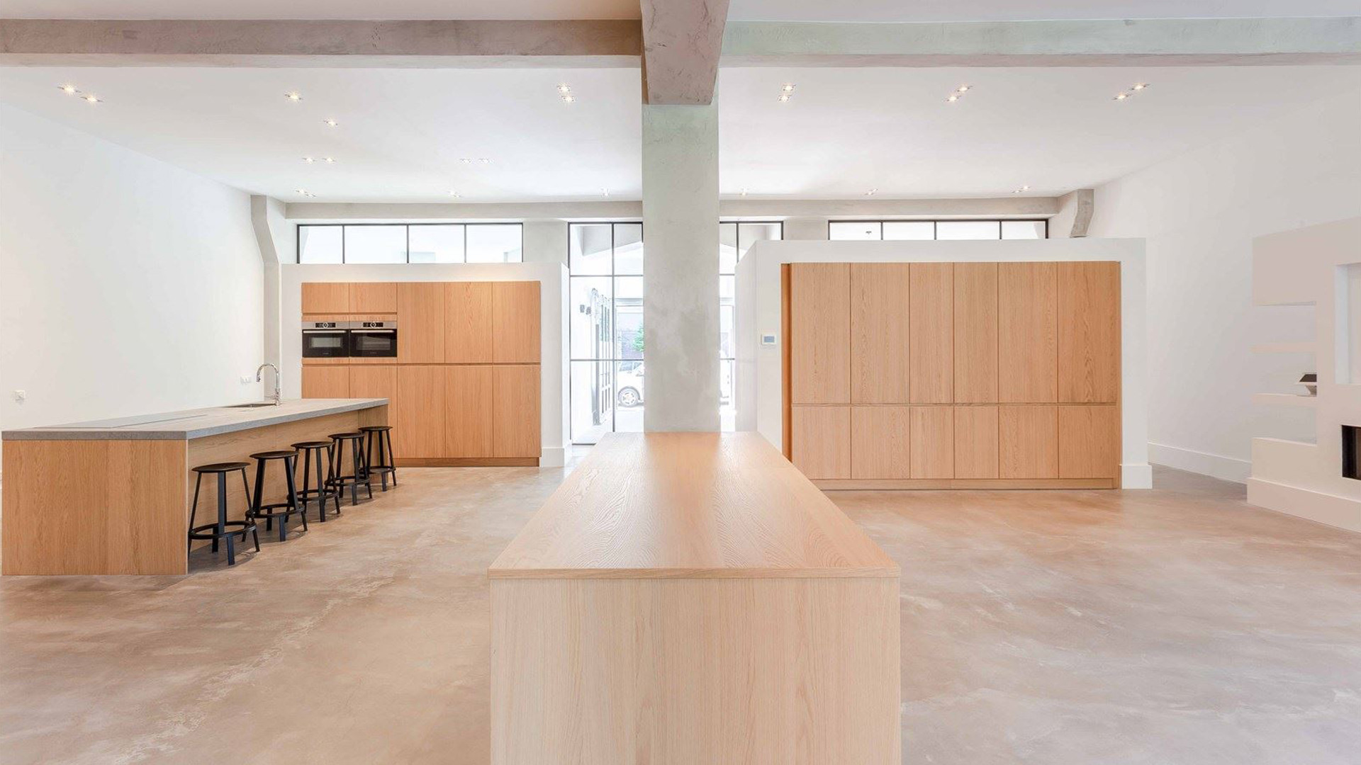 Gaan Roxy Dekker en Koen van Heest in dit door Piet Boon ontworpen design appartement wonen? Zie foto's 3
