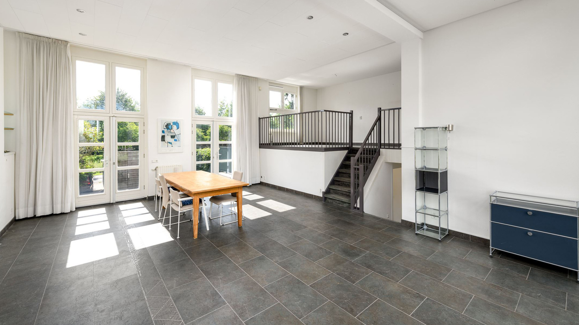 Kort voor de breuk met Sam van Royen kocht Suzanne Schulting deze woning. Zie foto's 3