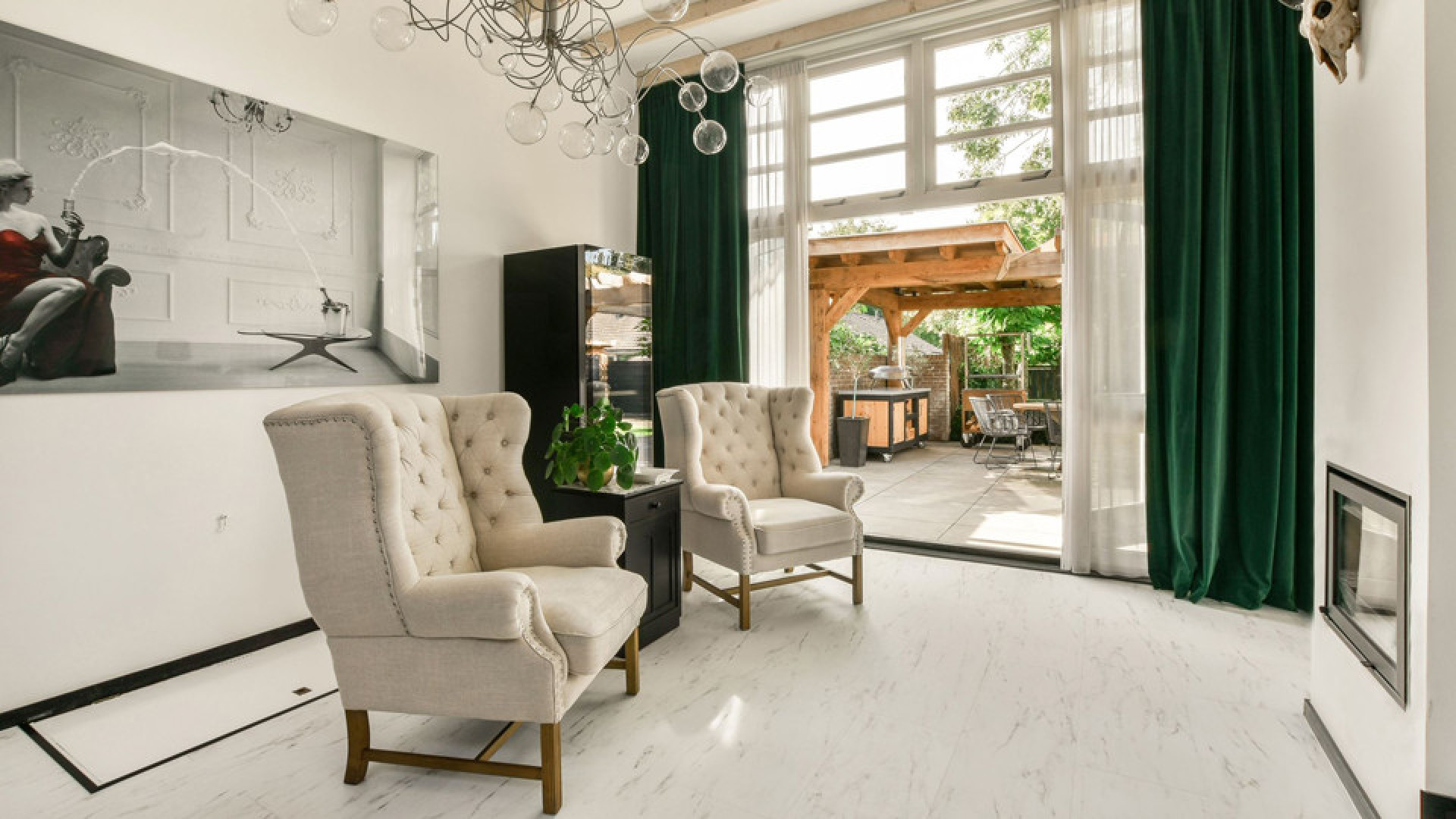 Marieke Elsinga koopt miljoenen villa aan de Vecht. Zie foto's 4
