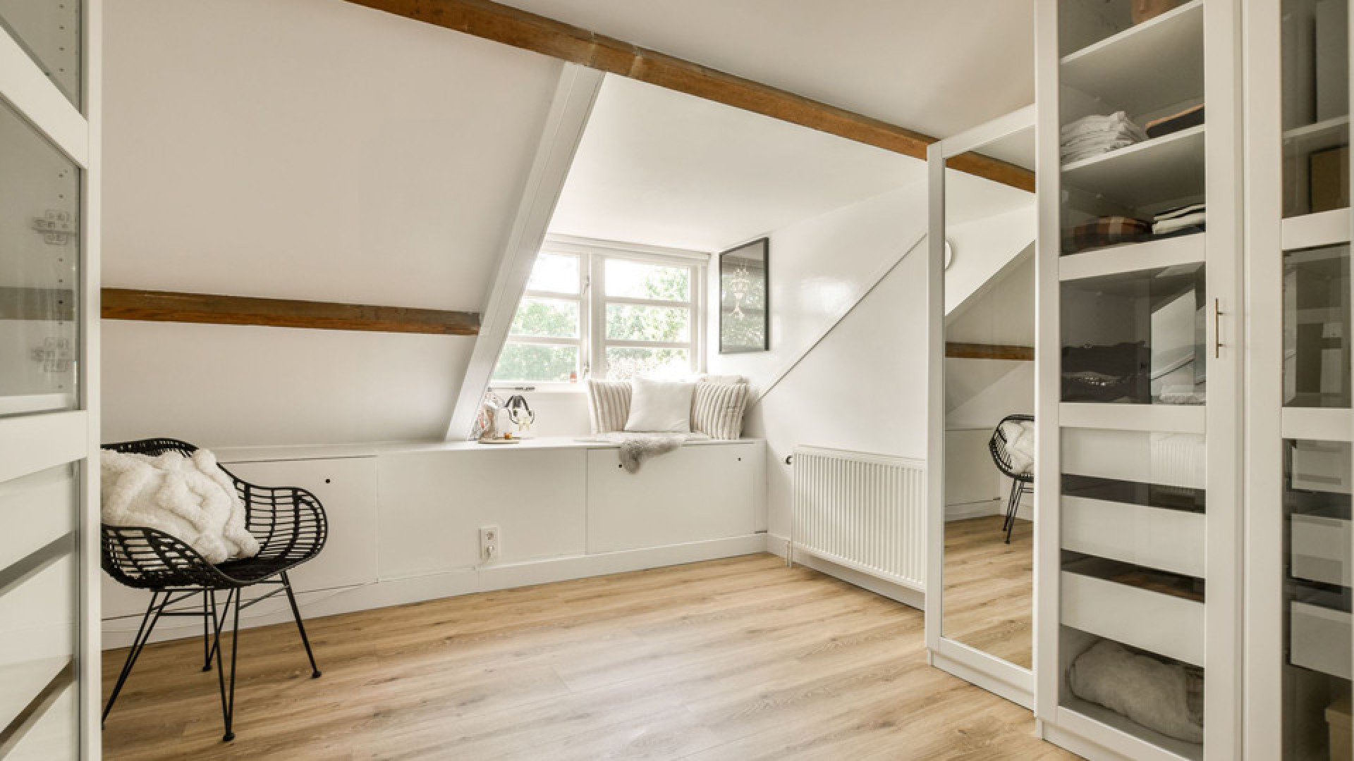 Marieke Elsinga koopt miljoenen villa aan de Vecht. Zie foto's 8