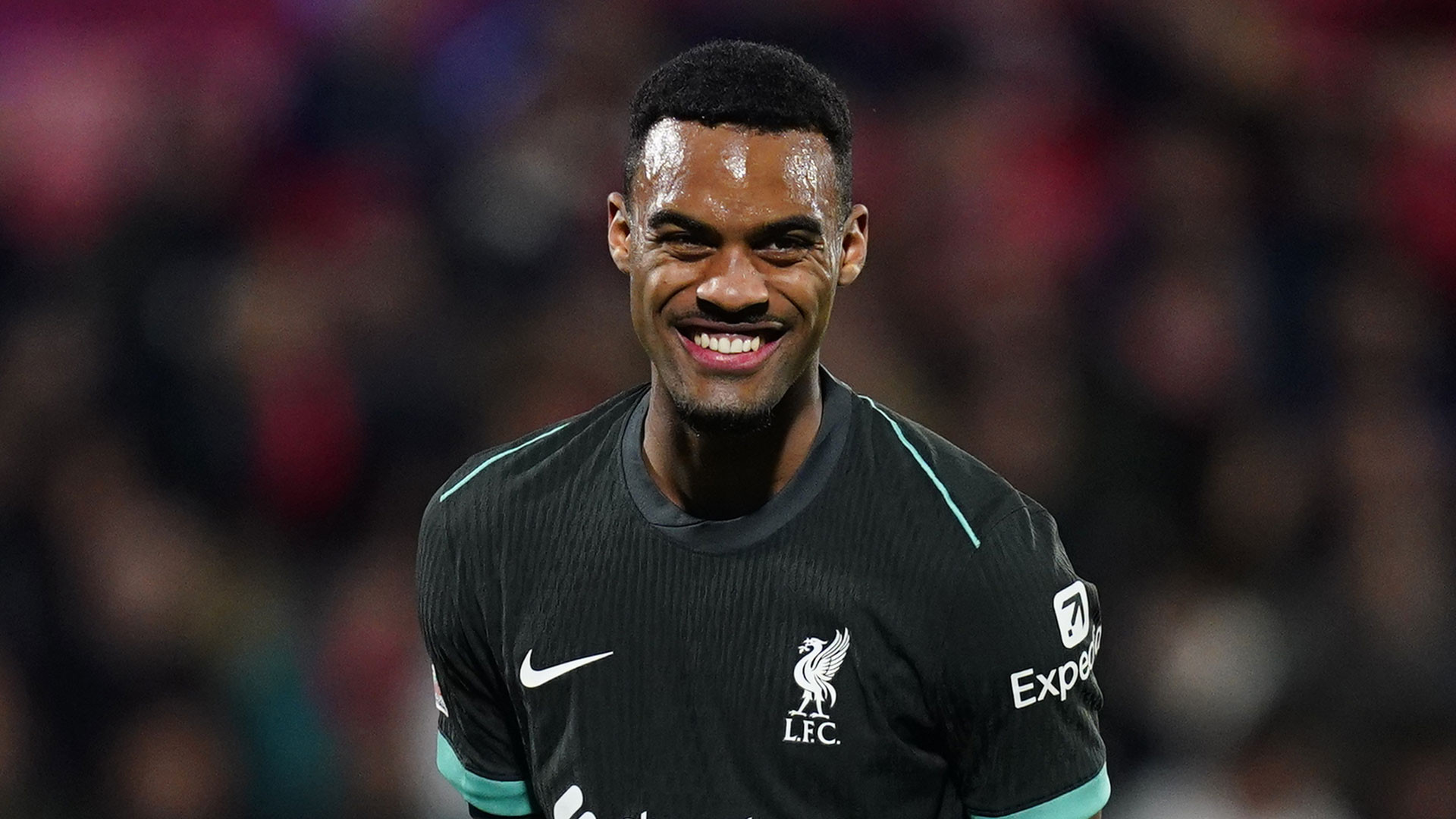 Liverpool en Nederlands Elftal speler Ryan Gravenberch zet zijn appartement in Amsterdam te huur. Zie foto's 1