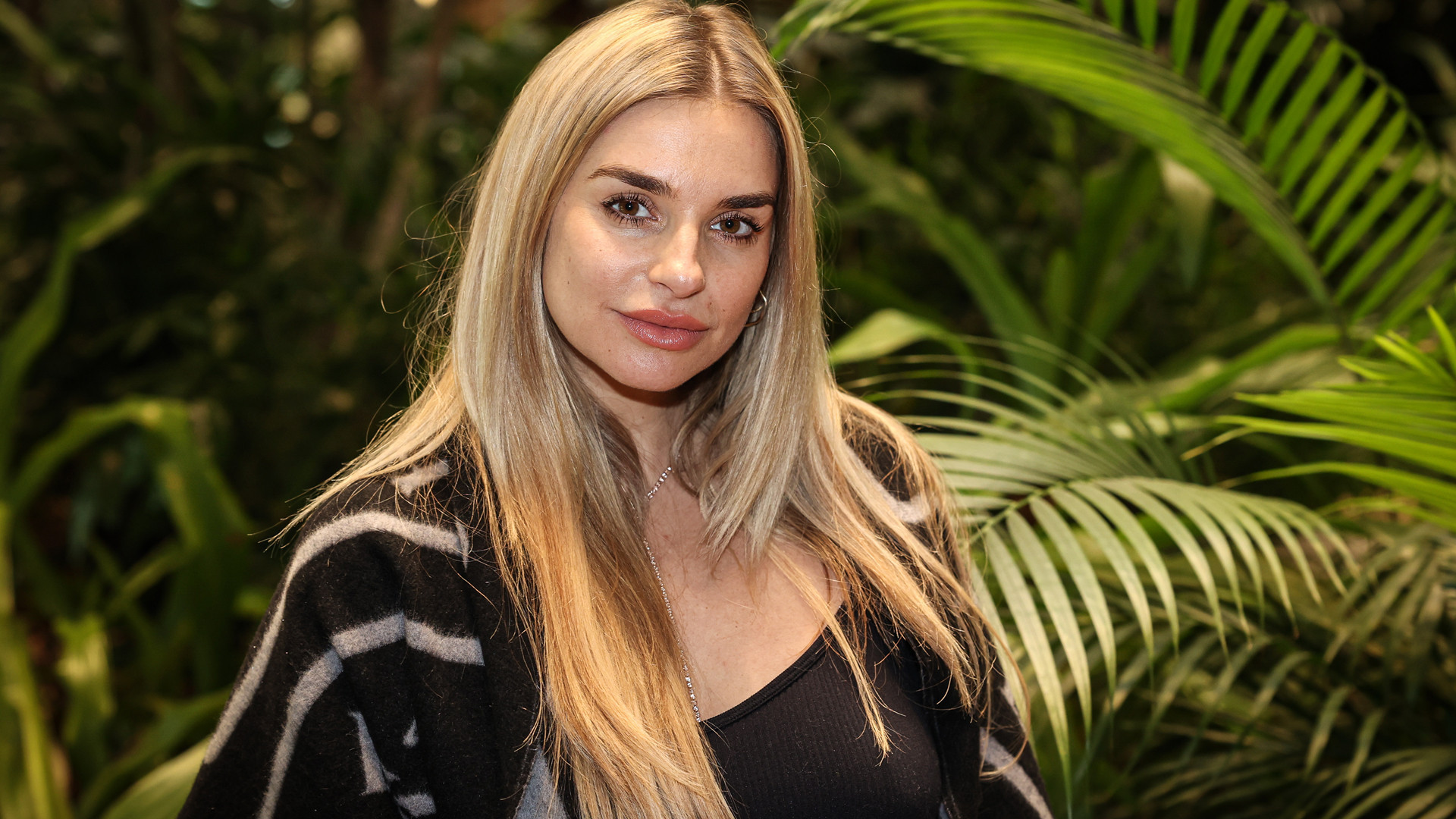 Gaby Blaaser koopt woning waarin haar moeder overleed! Zie foto's 1