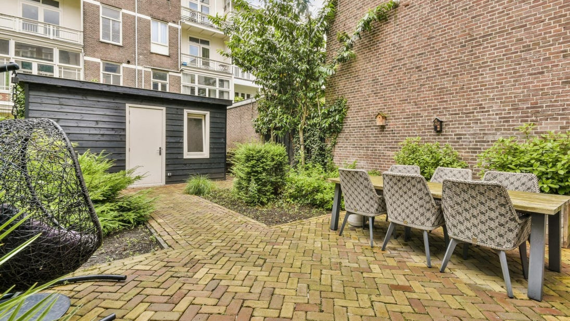 Monica Geuze koopt miljoenenpand in Amsterdam Zuid. Zie foto's 11