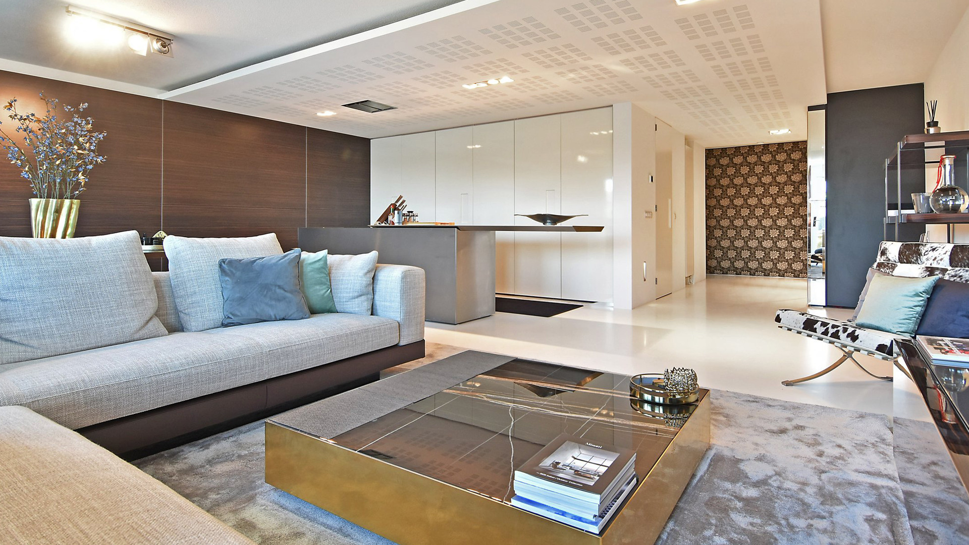 MAX omroepbaas Jan Slagter koopt dit droom appartement aan de Scheveningse Haven.. Zie foto's 5