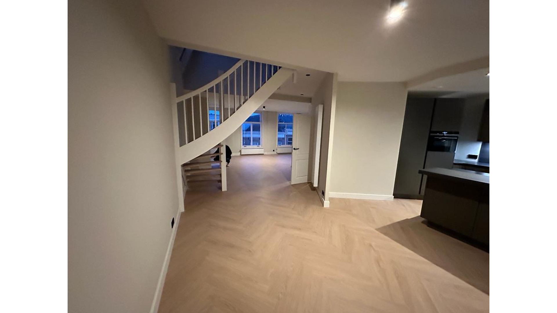 Dit is het nieuwe liefdesnestje waar Dave Roelvink en zijn vriendin Marijn Kuipers gaan wonen. Zie foto's 4