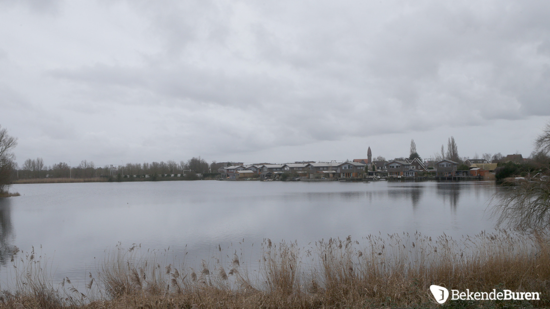Dit is de miljoenen villa van Augurkenkoning Oos Kesbeke. Zie foto's 6