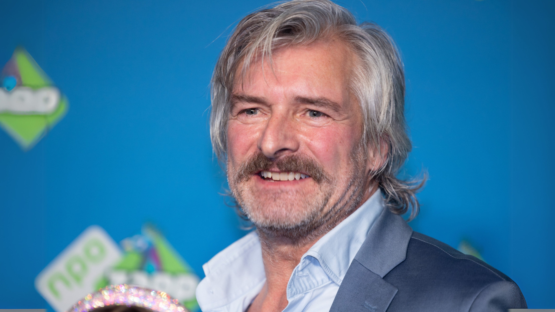 Acteur Victor Reinier zet zijn dubbele bovenhuis in Amsterdam Zuid te koop. Zie foto's 1