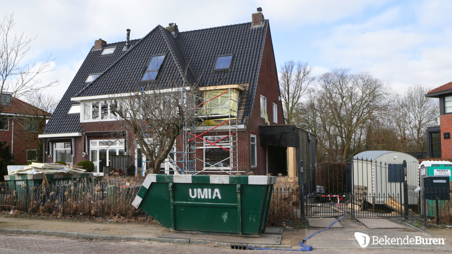 VERBOUWING: Miljoenen herenhuis aan de Amstel van John Heitinga wordt stevig verbouwd. Zie foto's 3