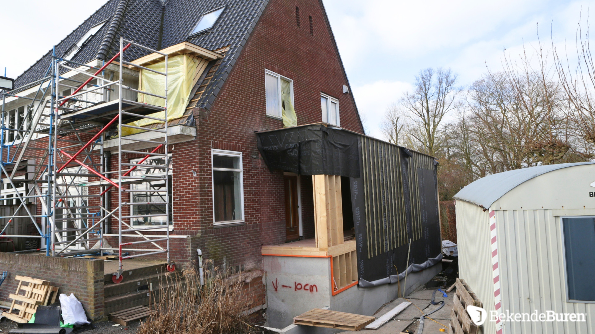 VERBOUWING: Miljoenen herenhuis aan de Amstel van John Heitinga wordt stevig verbouwd. Zie foto's 7