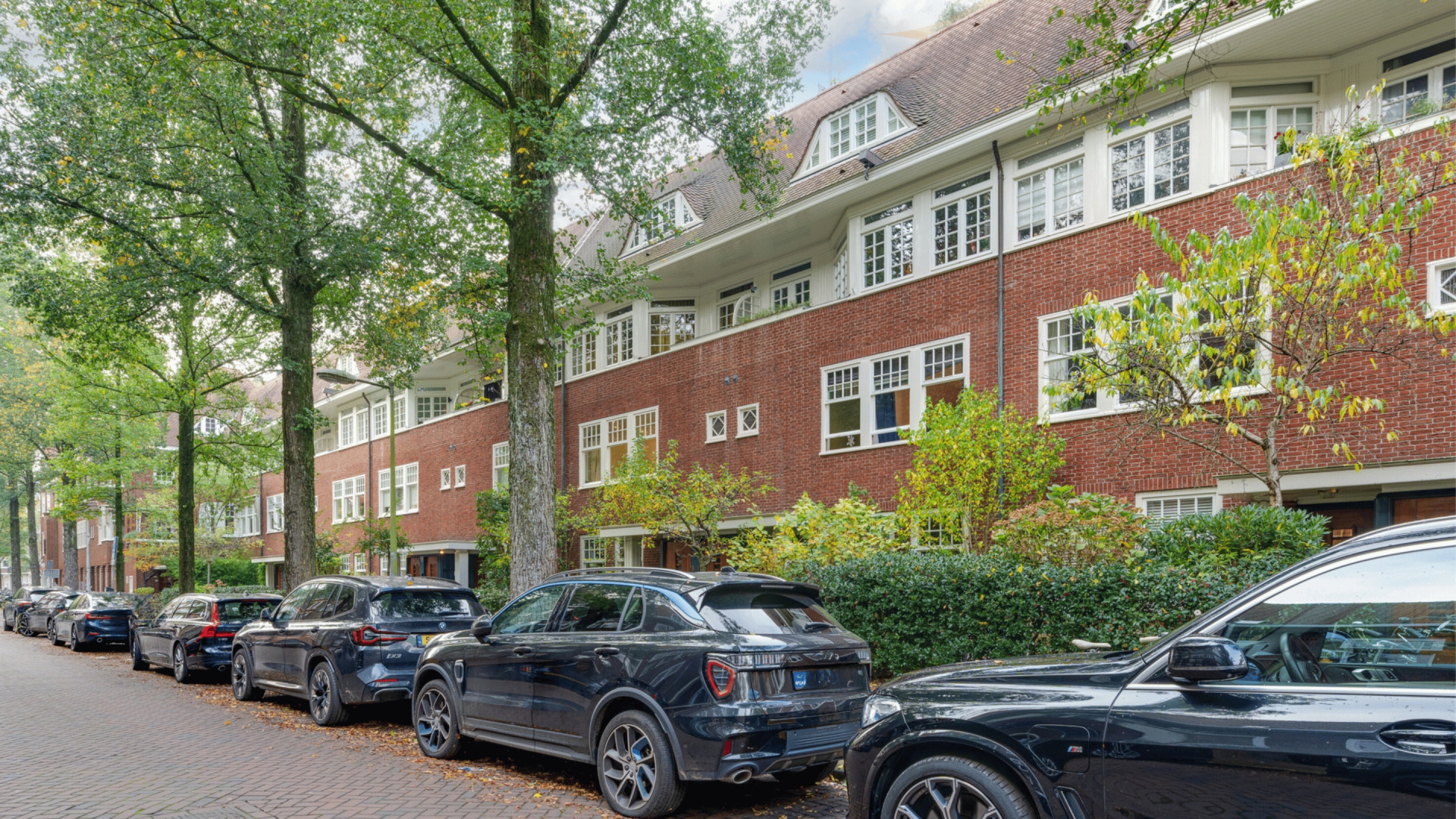 TV presentatrice Saar Koningsberger koopt dit zeer luxe appartement in Amsterdam. Zie foto's 2