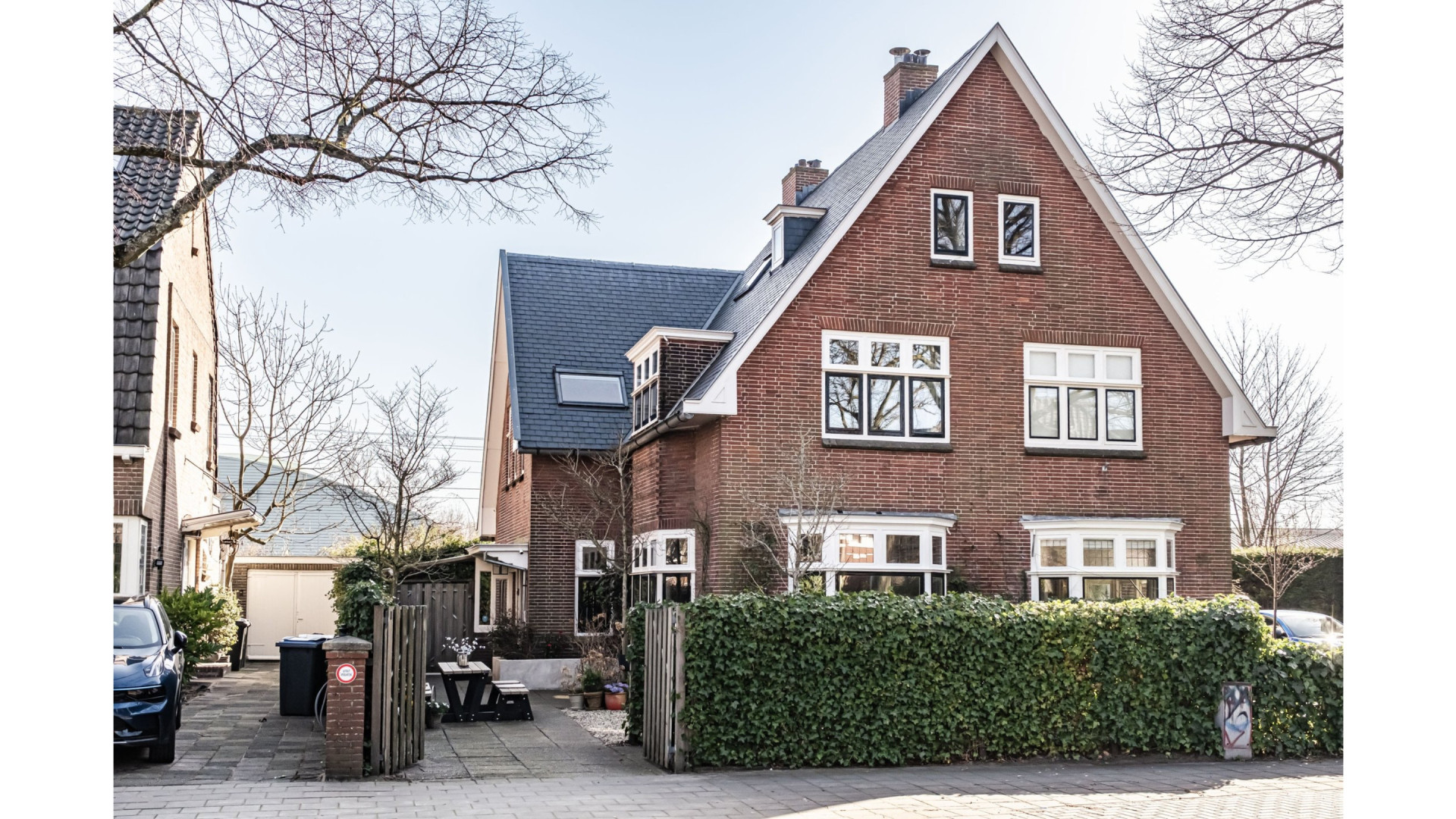 VERKOCHT: Actrice Elise Schaap verkoopt in recordtijd met mooie winst haar villa in Bloemendaal. Zie foto's 2