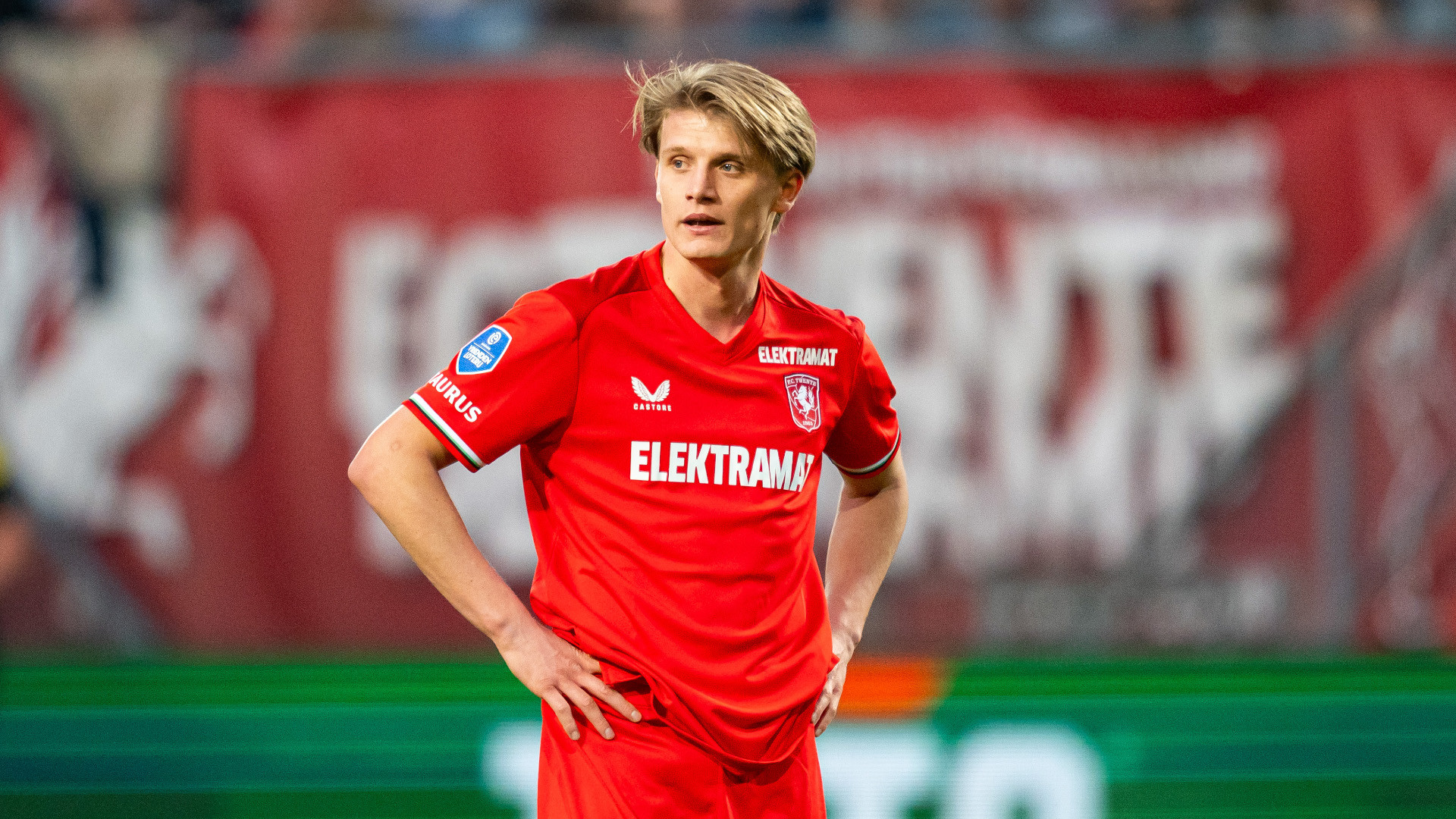Zo woont de nieuwe spits van Feyenoord Sem Steijn,. Zie foto's