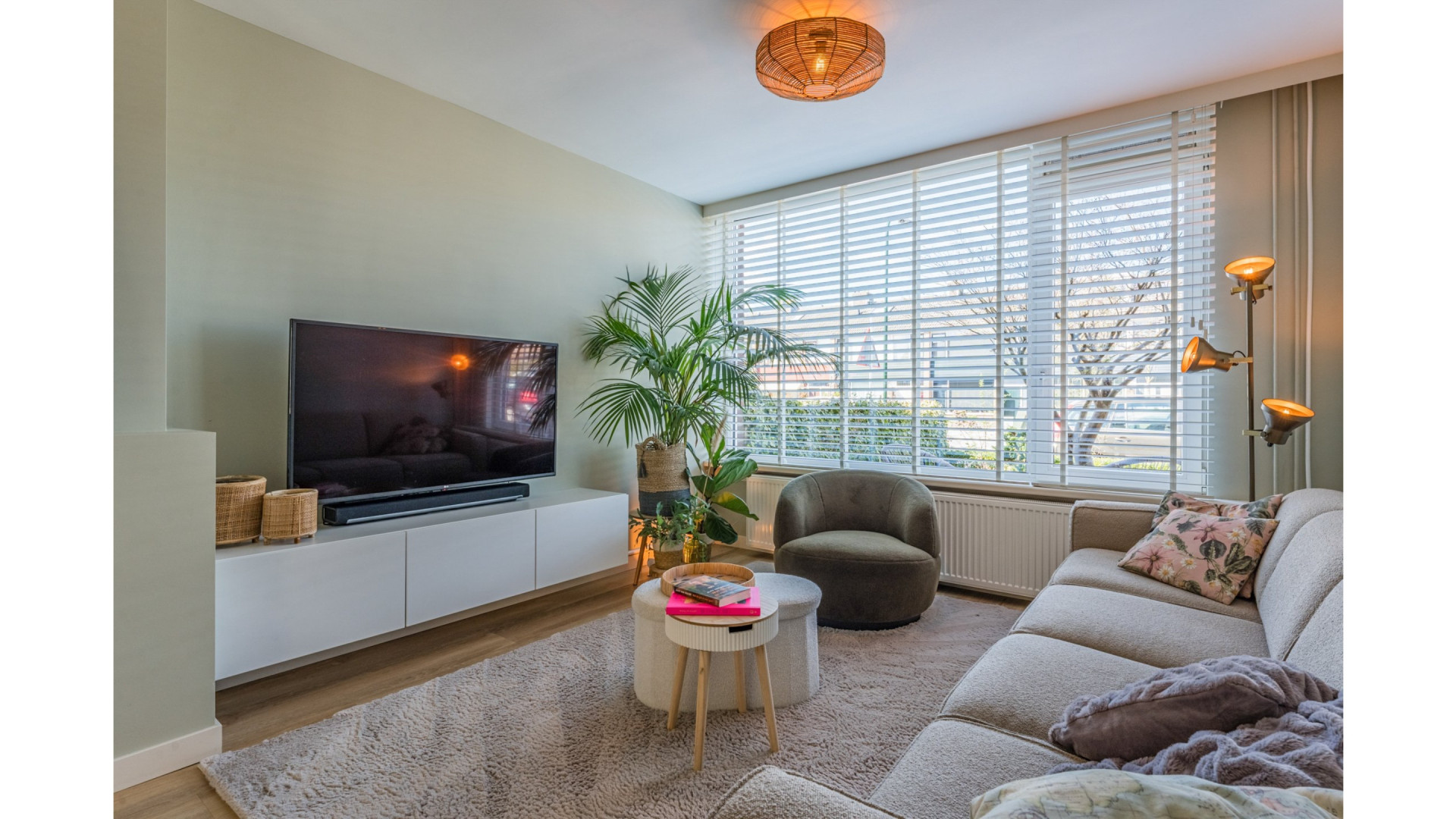 Woning programma Kopen zonder kijken te koop gezet. Zie foto's 4