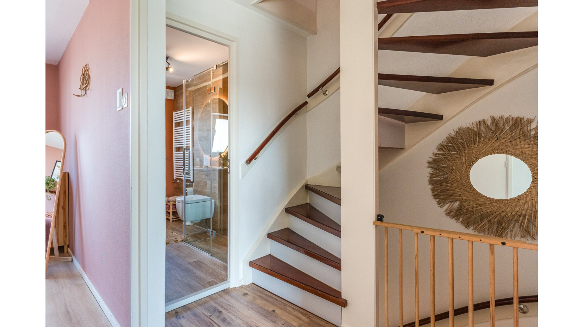 Woning programma Kopen zonder kijken te koop gezet. Zie foto's 8