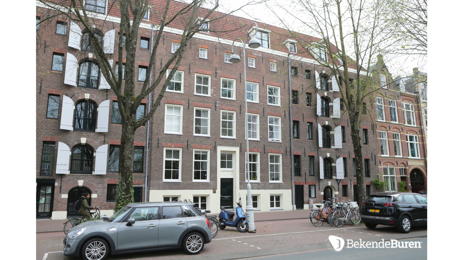 Dit is de Amsterdamse woning van Philip Freriks waar hij woont als hij niet in Parijs is Zie foto's 5
