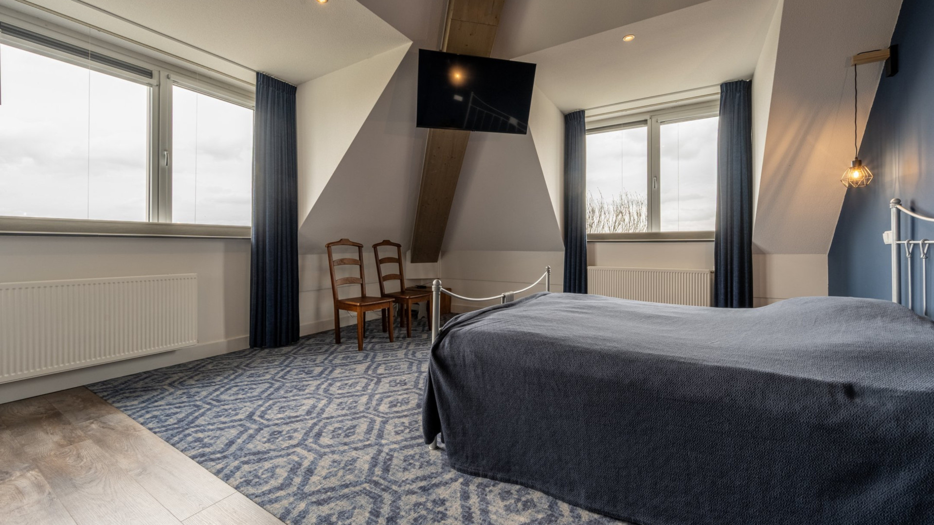 Visma/Lease a Bike wielrenner Olav Kooij koopt dit schitterende penthouse met waanzinnig uitzicht. Zie foto's 7
