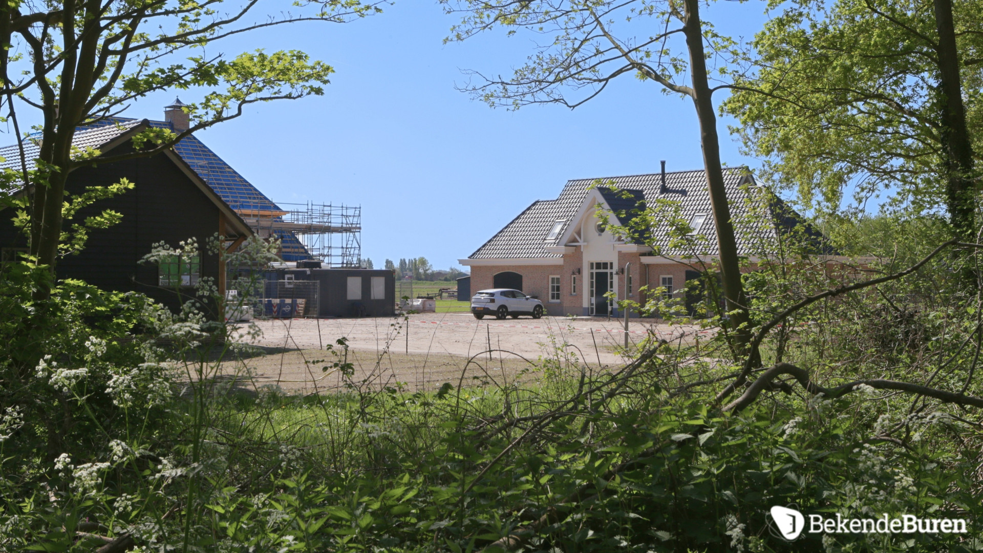 Zover is men met de bouw van de landhuizen van de Meilandjes. Zie foto's 5