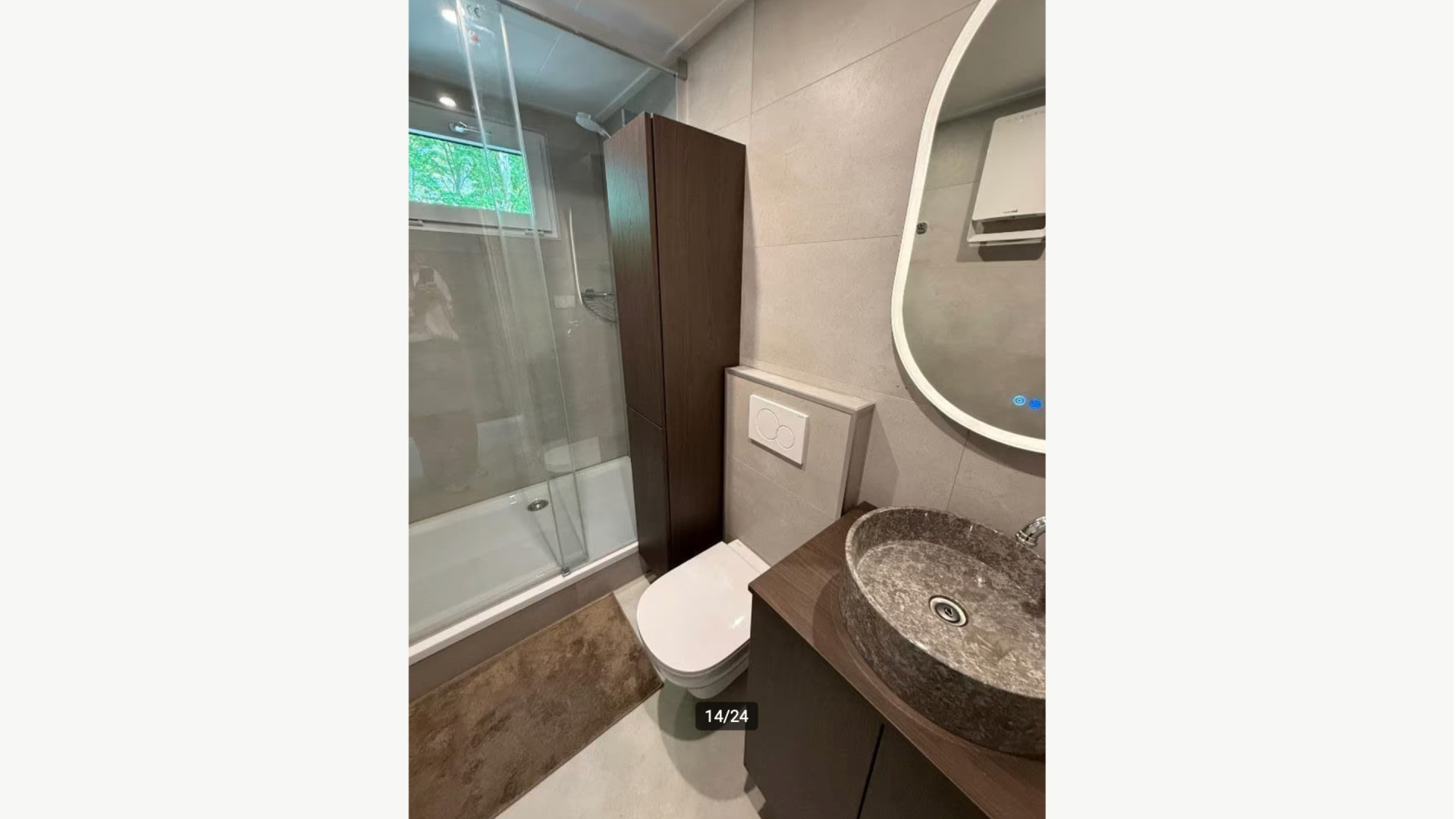 Maxime Meiland zet gedwongen haar Tiny House inclusief meubelen te koop. Zie foto's 13