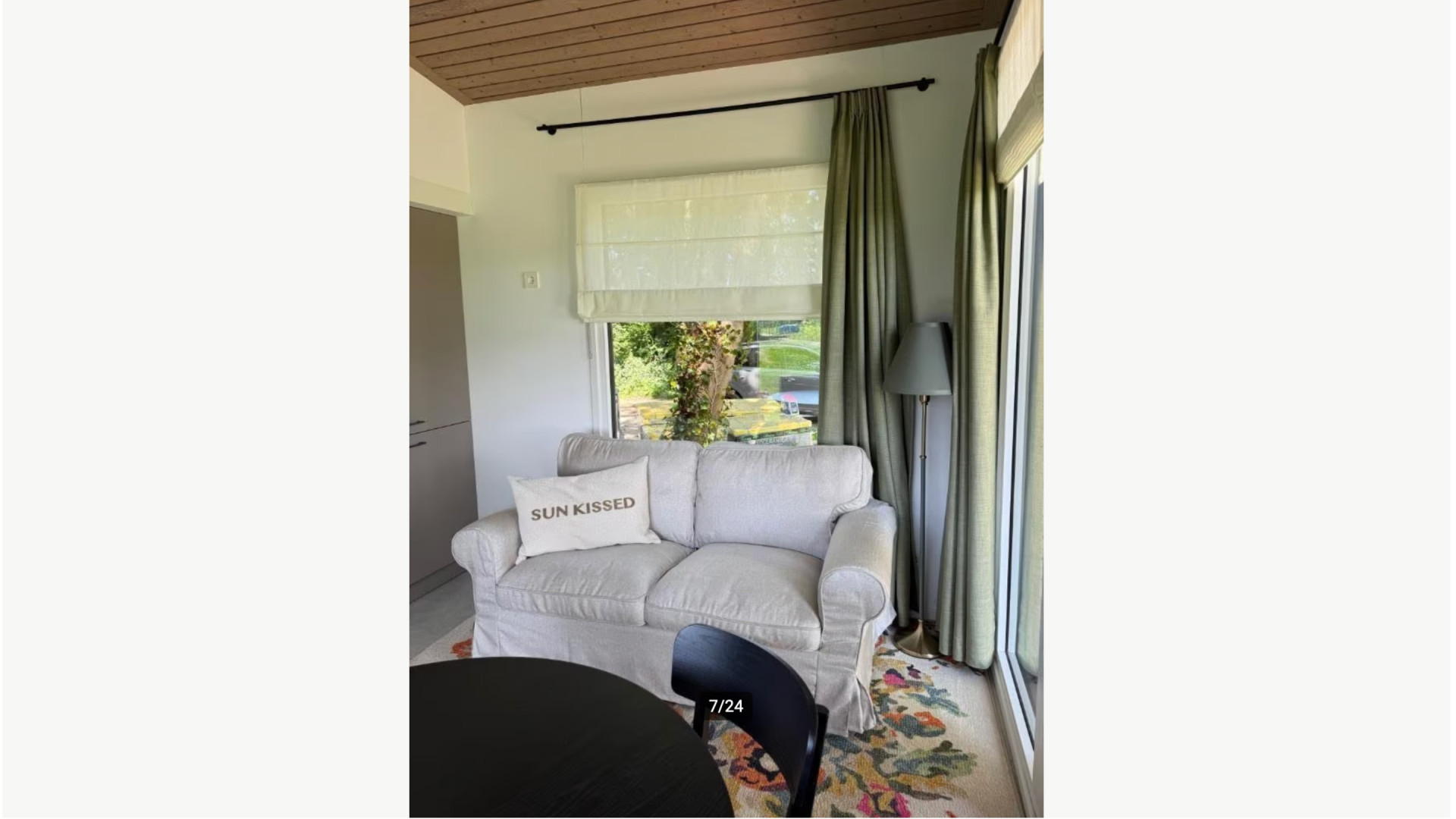 Maxime Meiland zet gedwongen haar Tiny House inclusief meubelen te koop. Zie foto's 8