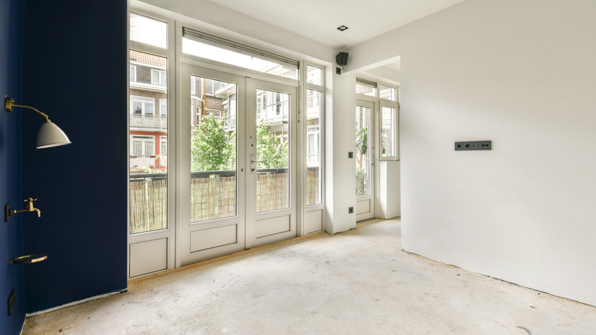 Fabienne de Vries zet scheidingswoning in Amsterdam te koop. Zie foto’s 7