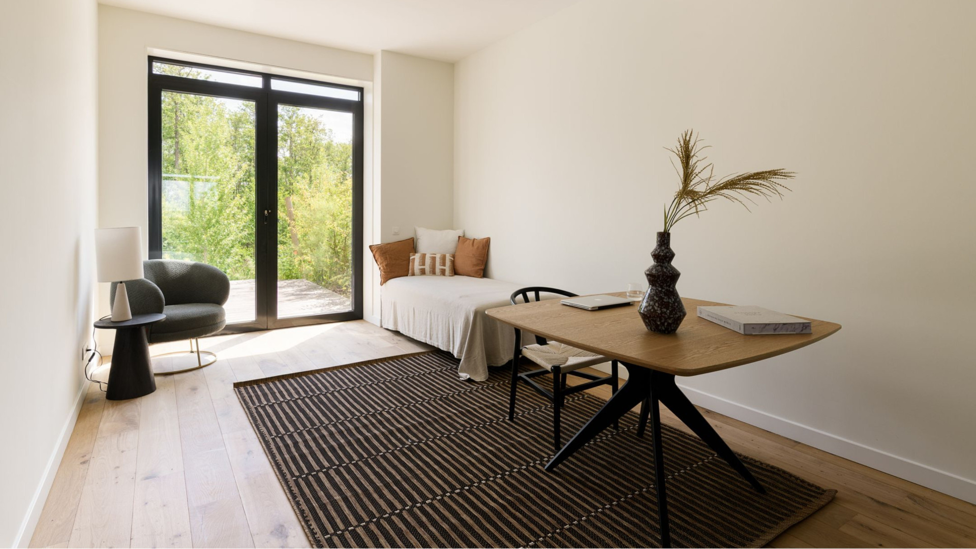 Sander Schimmelpenninck zet nog geen anderhalf jaar na aankoop zijn luxe appartement alweer in de verkoop! Zie foto's 3